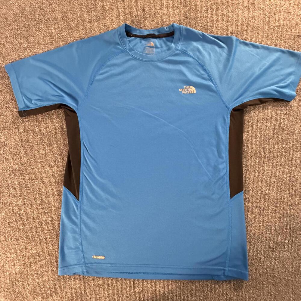 The North Face Mens VaporWick Short Sleeve Athletic Shirt Blue Small S/P 811